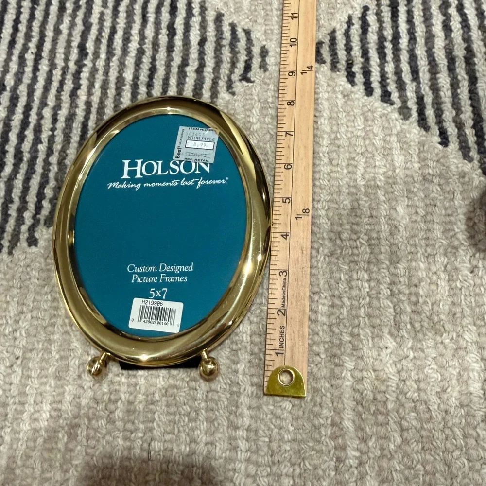 Holson 5x7 Oval Brass Tone Picture Frame Tabletop Vintage‎ Style Ball Feet